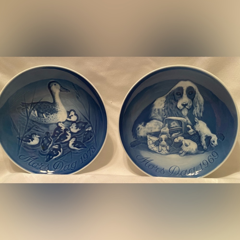 Royal Copenhagen Set (2) Mothers Day Plates 1969&73 B&G Denmark Gorgeous Vintage